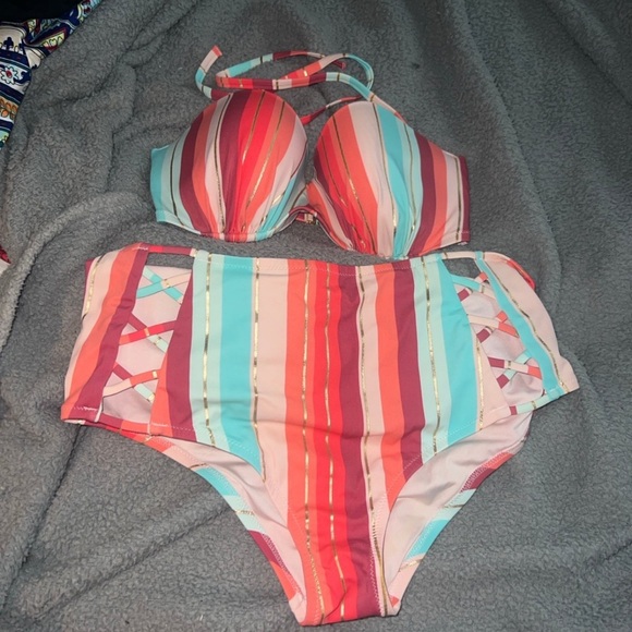 Target Bikini Set - Picture 2 of 8